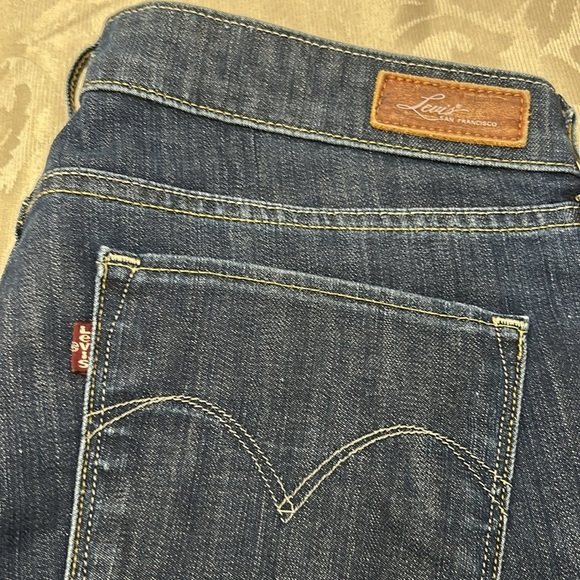 Levi’s “Demi Curve” skinny boot jeans Size 30. Women’s. - Picture 4 of 9